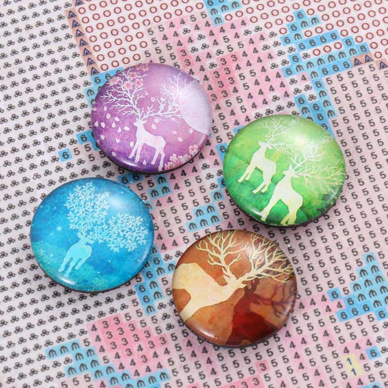 Diamond Painting Magnet Cover Holder / Deer 4 Designs Accessory