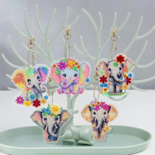 Load image into Gallery viewer, 5D Diamond Painting Keychain with Elephants 5 Pieces