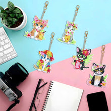 Load image into Gallery viewer, 5D Diamond Painting Keychain with Cats 5 Pieces