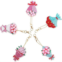 Load image into Gallery viewer, 5D Diamond Painting Keychain Flower Bouquet