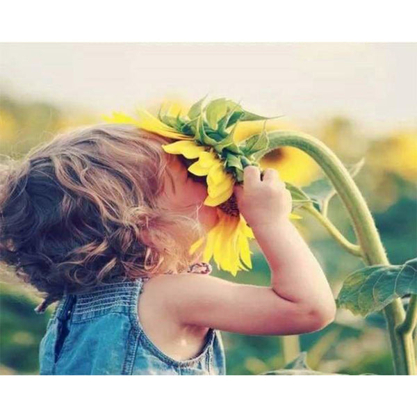 paint by numbers | Girl and Flower | flowers intermediate | FiguredArt