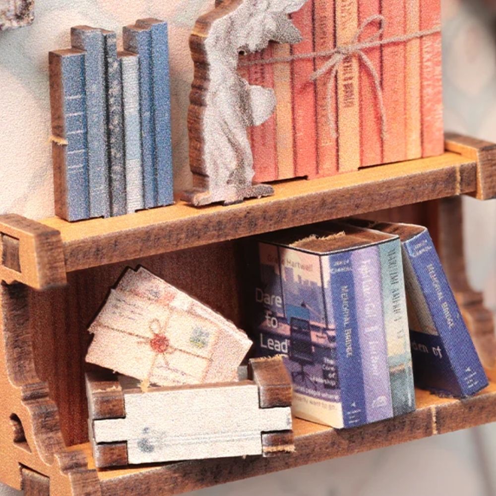 DIY Book Nook Kit - Literature Bookstore