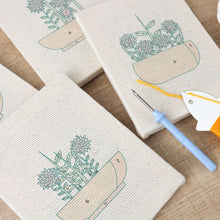 Load image into Gallery viewer, Punch Needle Kits (4 pieces) with frames - Floral Basket