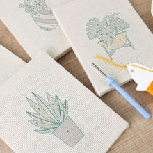 Load image into Gallery viewer, Punch Needle Kits (4 pieces) with frames - Plant Lover Set 1