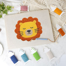 Load image into Gallery viewer, Punch Needle Kit with frame - Sleepy Lion