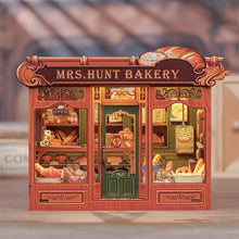 Load image into Gallery viewer, Kit Miniature House - Mrs.Hunt Bakery