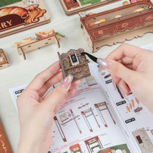 Load image into Gallery viewer, Kit Miniature House - Mrs.Hunt Bakery