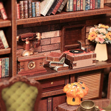 Load image into Gallery viewer, Kit Miniature House - Corner Coffee Shop