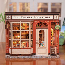Load image into Gallery viewer, Kit Miniature House - Thames Bookstore