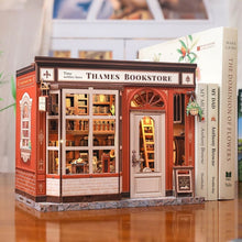 Load image into Gallery viewer, Kit Miniature House - Thames Bookstore