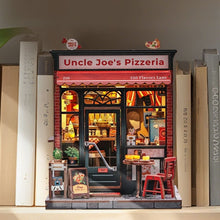 Load image into Gallery viewer, Kit Miniature House - Uncle Joe's Pizzeria