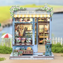 Load image into Gallery viewer, Kit Miniature House - Anna's Blue Blossom Figured'Art
