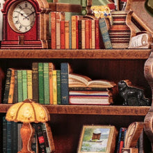 Load image into Gallery viewer, Kit Miniature House - Gallery Bookstore