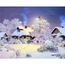Load image into Gallery viewer, Diamond Painting - Houses in the Snow