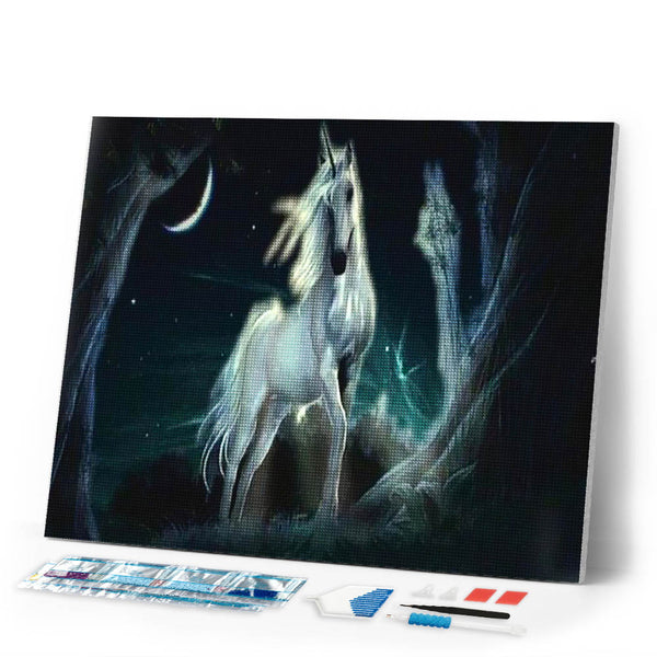 Diamond Painting | Diamond Painting - Unicorn in the dark | animals Diamond Painting Animals unicorns | FiguredArt