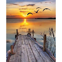 Load image into Gallery viewer, Diamond Painting - Dock on Lake