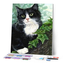 Load image into Gallery viewer, Diamond Painting - Cat on the branch