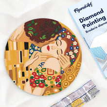 Load image into Gallery viewer, Diamond Painting on Wood Slice - The Kiss - Klimt Figured'Art USA