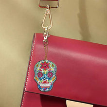 Load image into Gallery viewer, Diamond Painting Pendant Skull 5 Piece Set