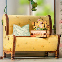Load image into Gallery viewer, Kit Miniature House - Windsor Flower House