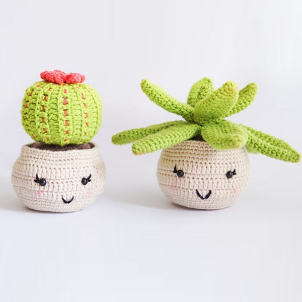 Amigurumi Crochet Kit - Cactus Club