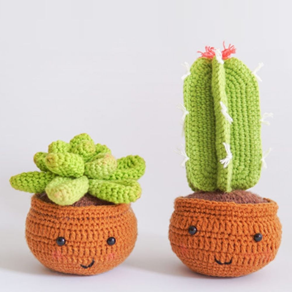 Amigurumi Crochet Kit - Cactus Club