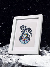 Load image into Gallery viewer, Gem Painting kit - Astronauts series