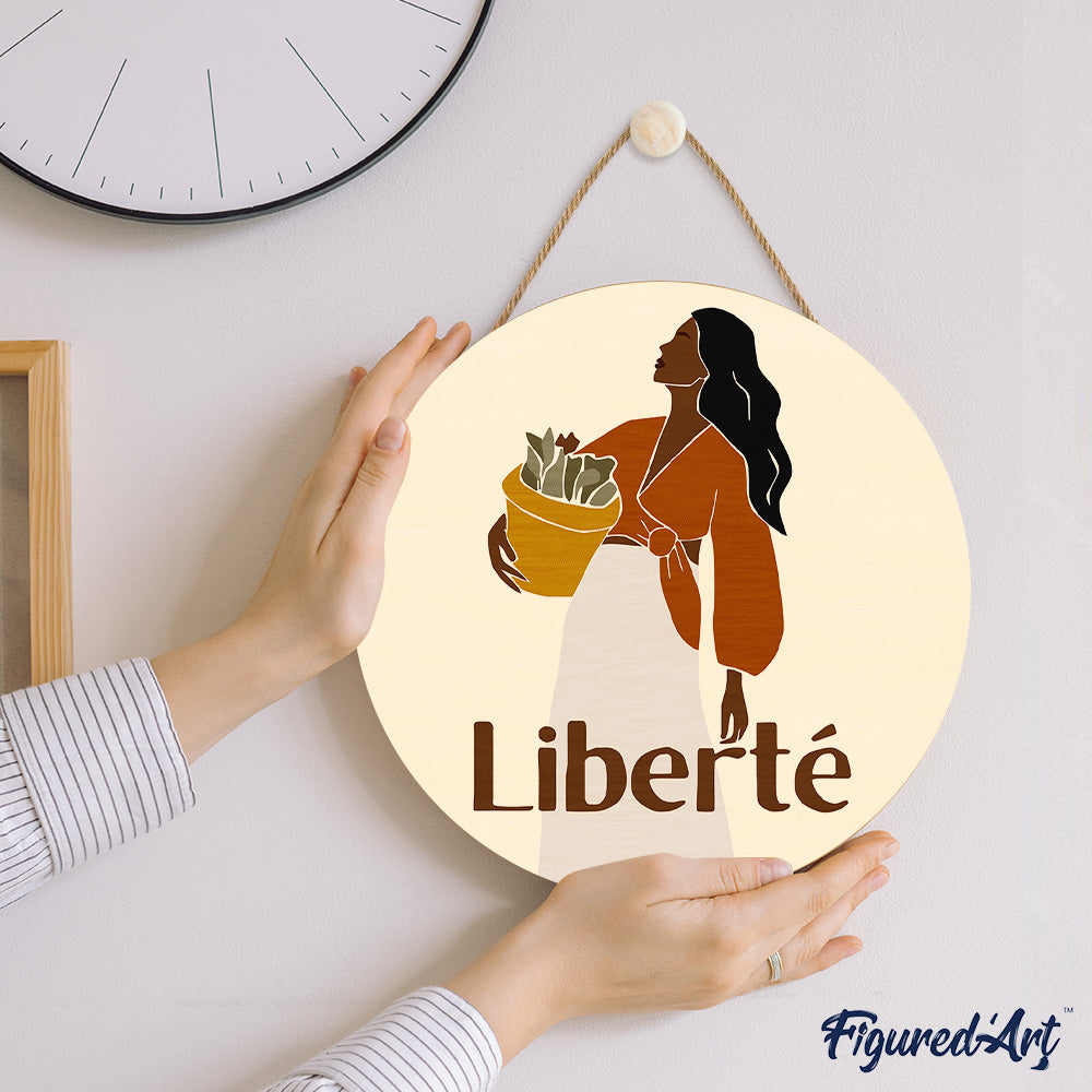 Paint by numbers on Wood Slice - Beauty and Liberty