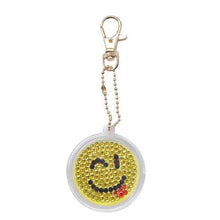 Load image into Gallery viewer, Diamond Painting Pendant Smiley 5 Piece Set