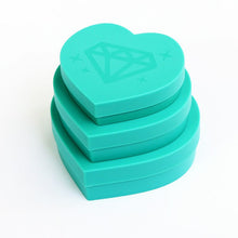 Load image into Gallery viewer, Diamond Painting heart-shaped organizational tray accessory