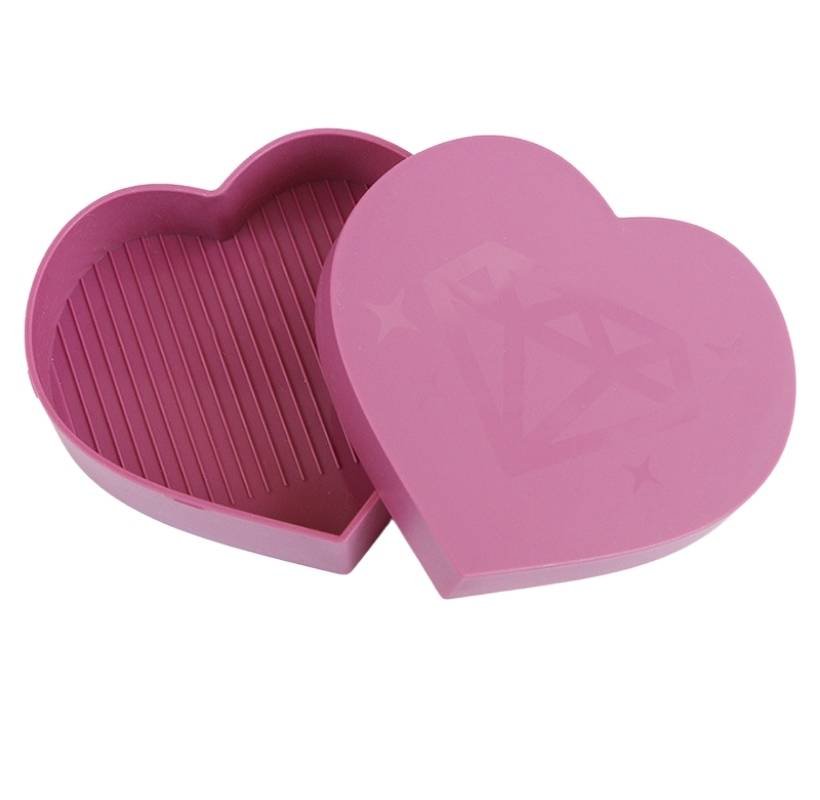 Diamond Painting heart-shaped organizational tray accessory