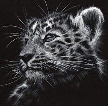 Load image into Gallery viewer, Diamond Painting | Diamond Painting - Black and white Leopard | animals Diamond Painting Animals leopards | FiguredArt